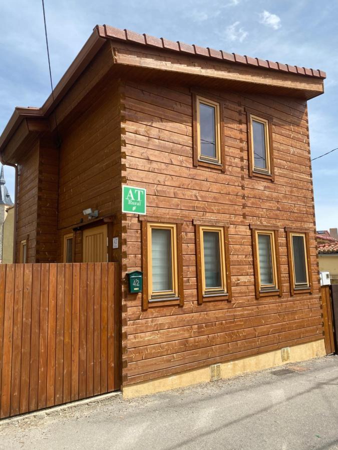 شقة Apartamento Rural La Casita De Mateo Rascafría المظهر الخارجي الصورة